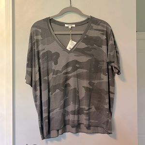 XL, V-neck, Camo Shirt, T-Shirt